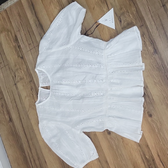 Lost + Wander Tops - LOST + WANDER White Eyelet Short Sleeve Peplum Top